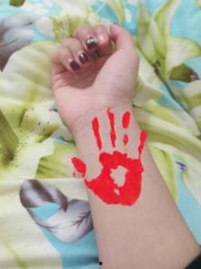 割手腕的图片,揭开生命边缘的残酷真相