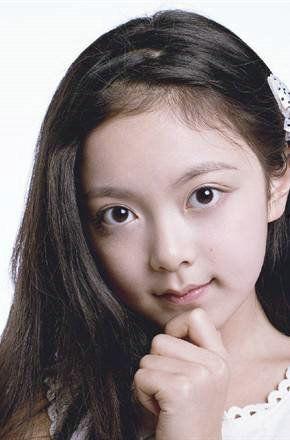 李伽琦个人资料,才华横溢的年轻艺术家，多才多艺的人生轨迹