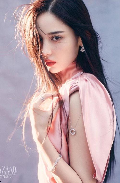 扎娜巴的生活照,镜头下的生活瞬间